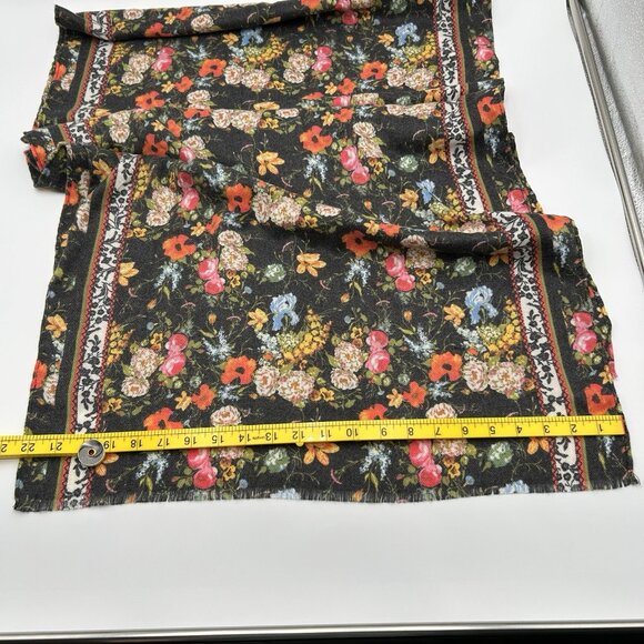 Collection Nineteen Floral Scarf Charcoal Gray Soft Wrap Shawl 22x70 Fringe - Picture 7 of 9